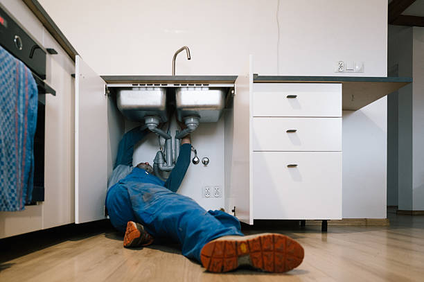 Professional Leak Detection technician working in Manson, WA